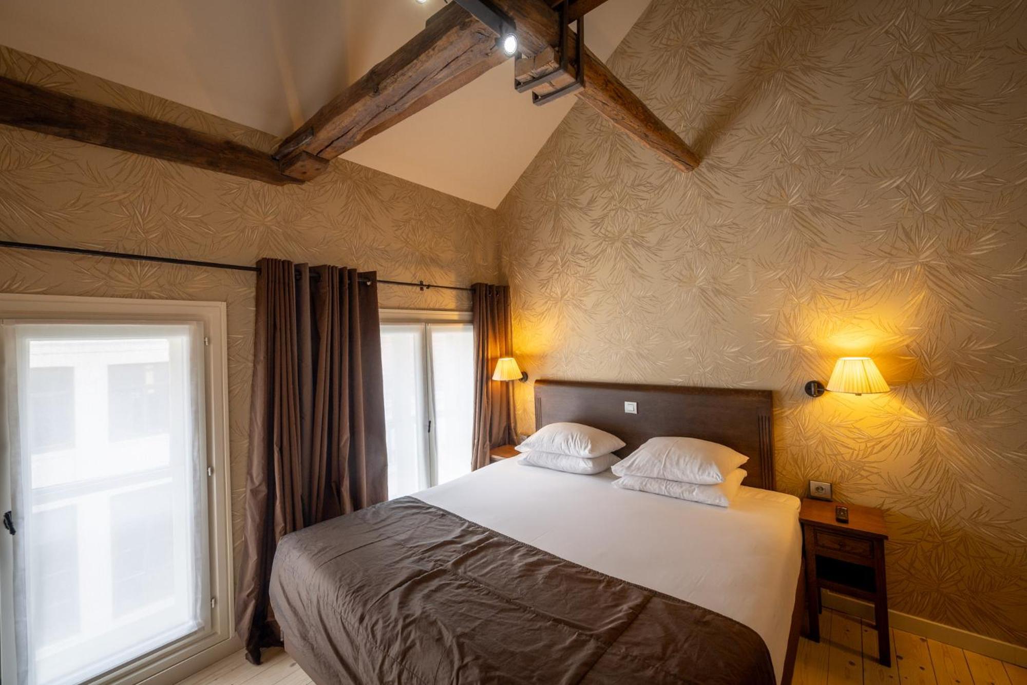 Hotel Jan Brito 4*